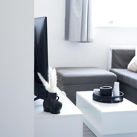 Brighton City Centre 2Br Apartment - Perfect For Contractors, Families & Groups - Free Parking & Walk To Beach Exterior photo